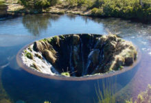 葡萄牙平靜湖水有著宛如外星世界奇幻風景的「奇怪大洞」，知道「它的來歷」後，大家都被震撼了！-頭條楓林網