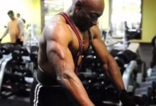 這位73歲的肌肉猛男火遍了全球，膝蓋請收好！-頭條楓林網