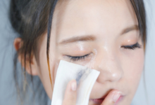 卸妝的正確步驟你知道嗎 卸妝沒做好再護膚也白費-頭條楓林網