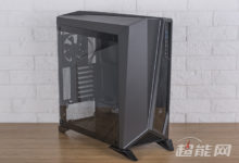 美商海盜船Carbide SPEC-OMEGA機箱評測：不對稱美的典範-頭條楓林網