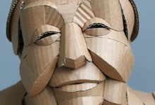 只有紙板和膠水才能創作出他想要的雕塑-頭條楓林網