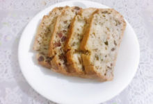 香蕉果仁蛋糕口感柔軟又紮實，操作起來簡單。-頭條楓林網