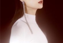 毛林林緊身薄款毛衣拍片 好身材一覽無餘-頭條楓林網