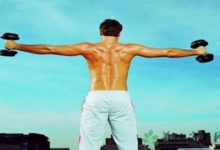 怎麼用啞鈴鍛煉背部肌肉-頭條楓林網