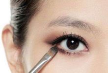 化妝新手如何駕馭眼線，這幾步很重要-頭條楓林網