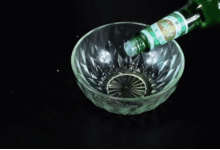 滅蚊誰還用蚊香！卧室里放一瓶水，整晚不被蚊子咬！-頭條楓林網