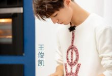 回憶殺！ 張鐵林現身中餐廳幫廚與趙薇親切交談-頭條楓林網