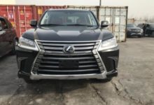 進口LX570比國產還便宜，8個座位，節假日上高速記得交錢啊！-頭條楓林網