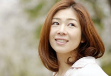 想看起來「年輕10歲」？日本美容大師教你「5大回春招數」，不需任何工具就能在1個月後變年輕…-頭條楓林網