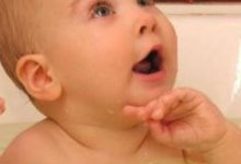 寶寶長痱子太痛苦，三招教你搞定它-頭條楓林網