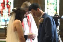 婚禮途中新郎發現婚戒放在家裡，立馬轉身衝出教堂-頭條楓林網