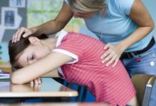 月經初潮常識：女生通常幾歲第一次來月經?應注意哪些事項？-頭條楓林網