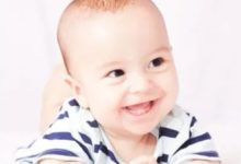 哺乳時，寶寶總是咬媽媽的乳頭，怎麼辦？-頭條楓林網