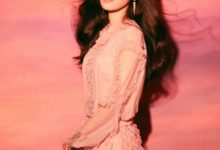 張碧晨穿粉色系連衣裙，甜到讓人無法轉移視線-頭條楓林網