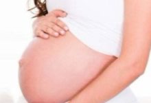 孕媽孕肚不對稱是什麼原因？第1條有意思，胎寶寶竟然在游泳-頭條楓林網